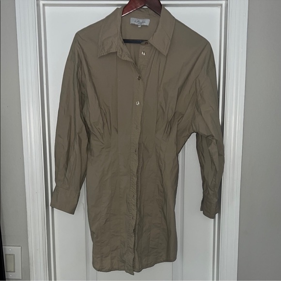 Lacademi Elegant Tan Shirt Dress - Picture 4 of 4